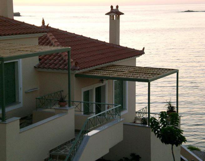 Birds Bay Resort Petra  Exteriör bild