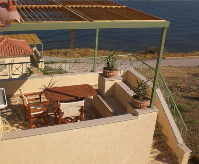 Birds Bay Resort Petra  Exteriör bild